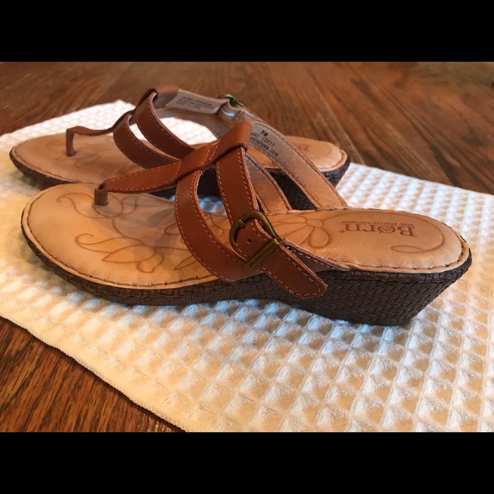 Born Open Toe wedge Sandals - Picture 8 of 8